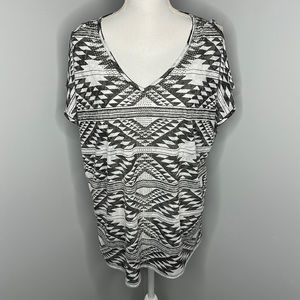 INC black & white top size 2x